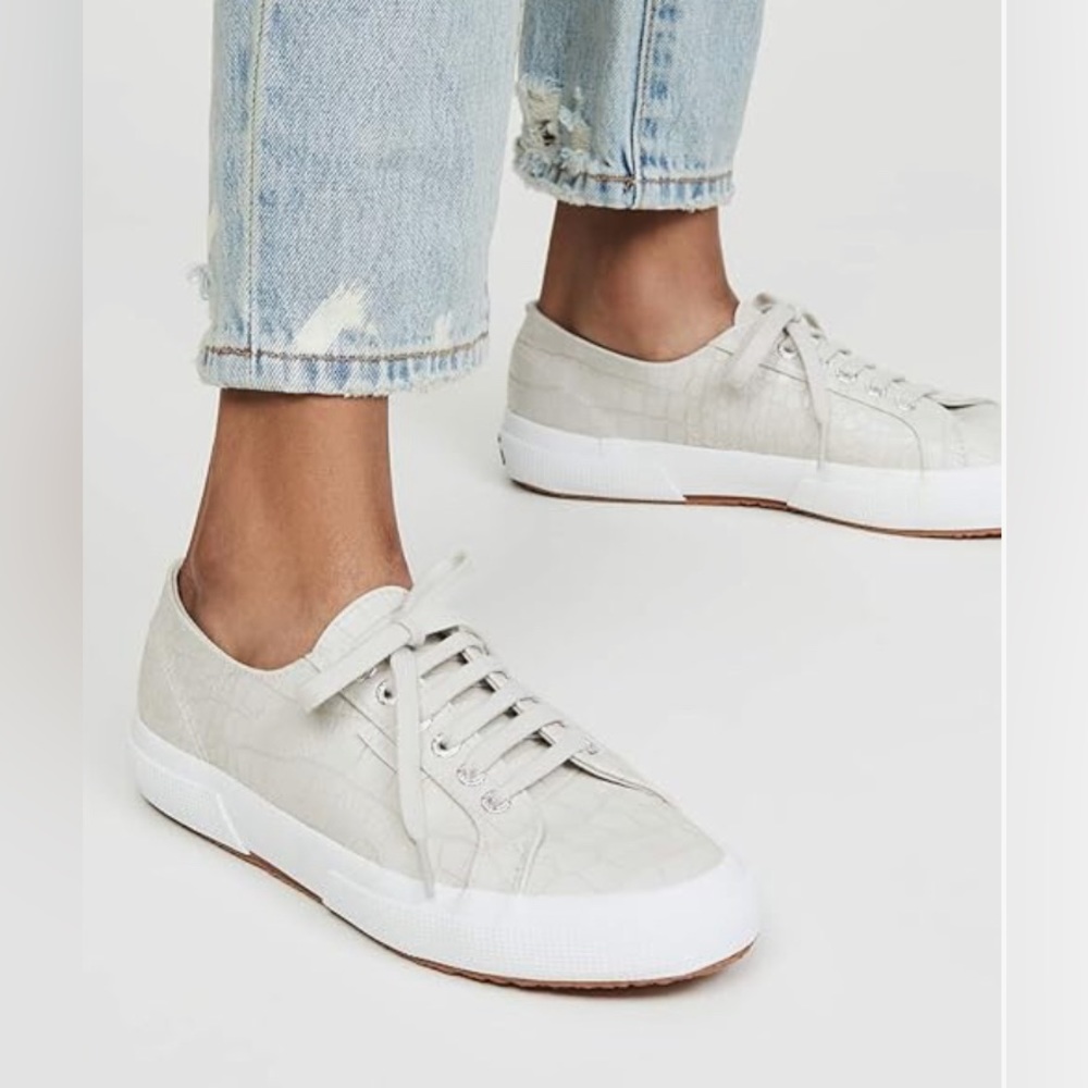 Superga 2750 Crocodile print women’s sneakers 8.5 taupe